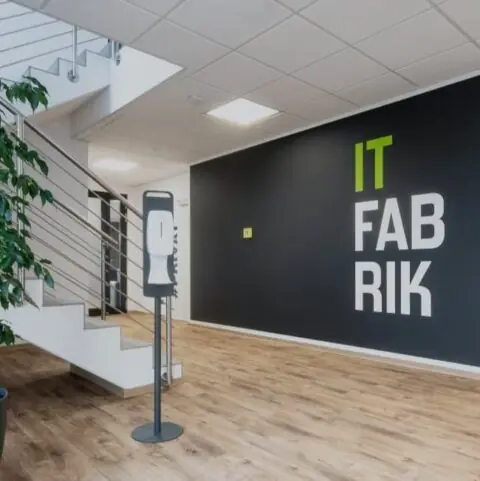 it-fabrik-innen-1-1